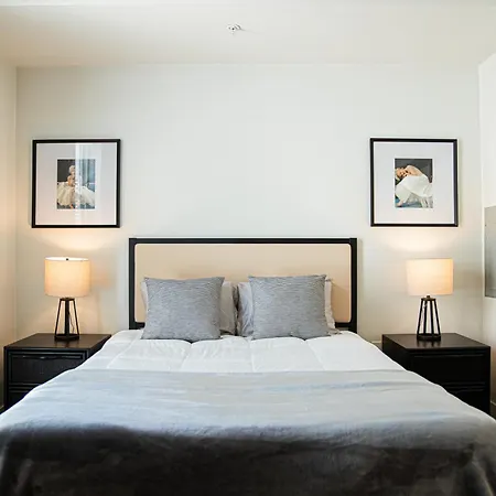 Luxury Apartment With The Hollywood Hills View Los Angeles Exterior photo